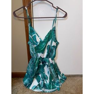 Super cute Shein floral romper for summer or vaca!